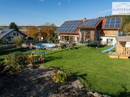 Einfamilienhaus mit traumhaftem Weitblick und Pool in Waldberg (Stadtteil Bobingen) - Bobingen