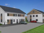 Neubau: Energiespar- Doppelhaushälfte mit Süd- Garten in bester Lage von Usingen !!! - Usingen