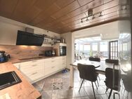 Zweifamilienhaus mit 160 m² Wohnfläche, Kamin und Garten - Ruhige Lage in Oberorke nahe dem Edersee! - Vöhl