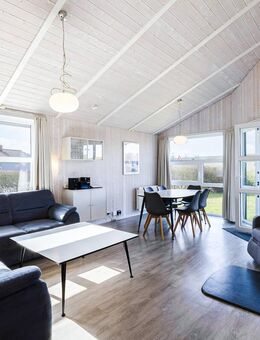 Direkte Deichlage - gepflegtes Ferienhaus für 6 Personen mit Kamin, Sauna, Garten & Parkplatz - Friedrichskoog