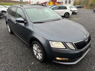 Skoda Octavia 2.0 TDI *Tour*Navi*DSG*SHZ*PDChi*AHK*Fro - Boxberg (Baden-Württemberg)