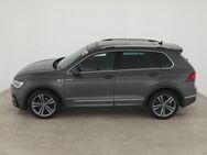 VW Tiguan, 2.0 TDI Highline, Jahr 2020 - Wackersdorf