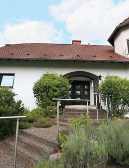 Märchenhaft wohnen im Türmchenhaus - Vielseitiges Zuhause - Homburg