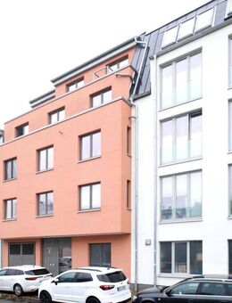 Fünf-Zimmer-Wohnung mit viel Platz zum Leben - Rostock