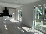 NEUBAU |Sofort beziehbare, moderne 3 Zimmerwohnung im 1. OG mit Einbauküche und Balkon - Crailsheim