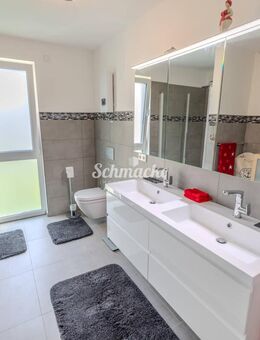 Barrierefreie Neubauwohnung mit Aufzug und schöner Loggia mit anschließendem Rasenstück - Iserlohn