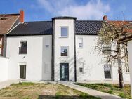Burg bei Magdeburg: Charmantes Mehrfamilienhaus mit solider Rendite! - Burg (Sachsen-Anhalt)