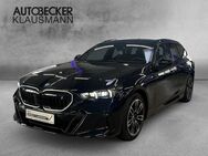 BMW i5, eDRIVE40 TOUR M SPORT PRO 19 LC PROF, Jahr 2024 - Krefeld