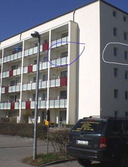 Provisionsfrei! Vermietete 2,5 Zi-Whg., saniert, Südbalkon, Garage, elbnah - Wedel