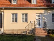 Reihenhausidylle auf zwei Etagen - gepflegt, ruhig, bezugsbereit - Bad Lauchstädt (Goethestadt)