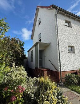 Doppelhaushälfte mit 4 Zimmern und Garten in Celle - Celle