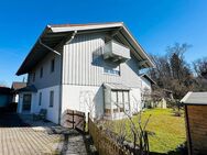Charmante Dachgeschosswohnung mit zwei Außenstellplätzen - Gemütlich & Hell! - Rohrdorf (Bayern)