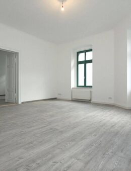 4 Wohnräume + guter Grundriss - Etagenwohnung (1.OG) am innerstädtischen Otto-Buchwitz-Platz - Görlitz