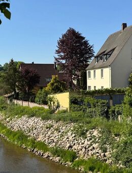 Ein Haus mit Geschichte - 3-Familienhaus mit unverbaubarer Aussicht ins Grüne und zeitlosem Charme - Windsbach