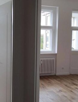 Wunderschöne, helle, kernsanierte Altbauwohnung in Berlin Friedenau - Berlin