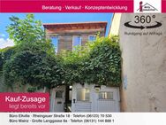 Liebevoll saniertes Einfamilienhaus mit hübschen Innenhof in guter Lage - Mainz