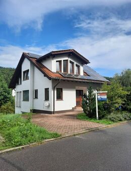 Familienglück mit Einliegerwohnung in gutem Zustand! - Schwanheim