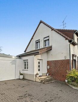 Klein, aber fein! Attraktive Doppelhaushälfte in Kerpen-Balkhausen - Kerpen (Kolpingstadt)