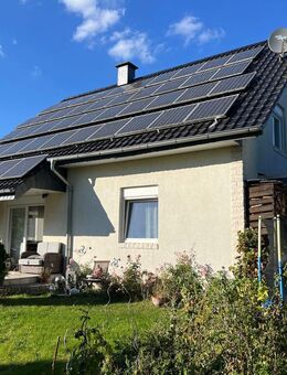 Große Zimmer, Vollkeller, PV-Anlage, Garage, gute Lage - tolles Einfamilienhaus mit vielen Details! - Wolfsburg