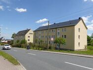 Mit 58 m² bereits eine gemütliche 3-Raum-Wohnung in grüner Umgebung - Neustadt (Vogtland)