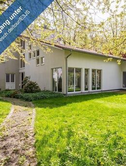 Exklusive Villa mit Hallenbad und 1.993 m² Grundstück - Wohnen auf höchstem Niveau in Passau-Haidenhof - Passau