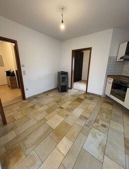 Gepflegte 2,5-Zimmer-Wohnung mit Balkon und moderner Ausstattung in Dietlingen - Keltern