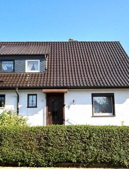 Charmante Doppelhaushälfte mit Gartenidylle - Weißenfels