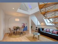 Möbliert: Maisonette-Galerie Altbauwohnung in gefragter Lage - München
