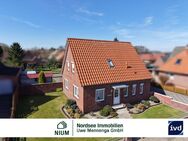 SOLIDES EINFAMILIENHAUS MIT GROSSEM GARTEN UND NEBENGEBÄUDE. - Hage