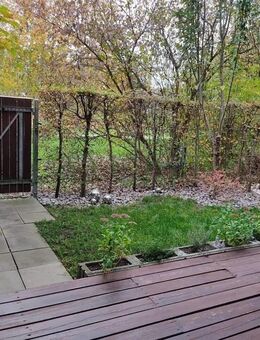 Helle, sonnige 4-Zimmer-Wohnung mit Tiefgaragenstellplatz und zwei einladenden Terrassen. - Waldkraiburg