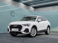 Audi Q3, Sportback 45 TFSIe PRIVACY LM1JR, Jahr 2022 - München