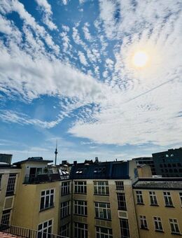 Ruhiges Wohnen nahe Oranienburger Tor mit Blick auf den Fernsehturm!**NUR SCHRIFTLICHE ANFRAGEN** - Berlin