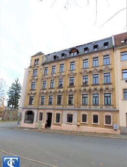Objekt-Nr.: 7823 - teilsaniertes Mehrfamilienhaus mit Balkonen und 3 Garagen in Plauen - Plauen