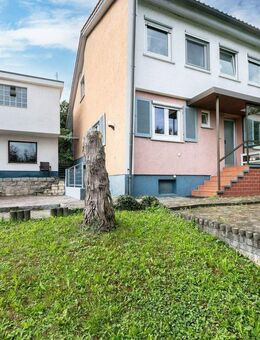 Willkommen daheim - Ihr Familienhaus mit ELW, Gartenidylle und Sonnenterrasse - Blaustein