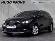 Kia cee'd, 1.5 T-GDI ceed Vision Kombi, Jahr 2022 - Oldenburg (Holstein)