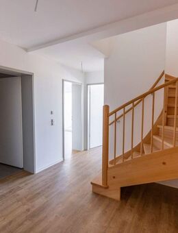Lebe lieber ungewöhnlich! - Traumhafte 5-Zimmer-Maisonette-Wohnung über den Dächern von Cottbus - Cottbus