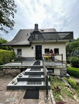 Idyllisch gelegenes 7-Zi. EFH mit 2 Balkonen, Carport, 3 Bädern und Garage im schönen Zschopautal - Augustusburg