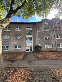 Dachgeschosswohnung mit Charme und Balkon - WBS für 2 Personen vorausgesetzt - Essen