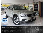 VW Tiguan 2.0TDI DSG 4MOTION Highline*LED*NAVI*ACC* - Nürtingen