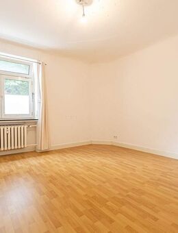 Stilvolle 3-Zimmer-Wohnung mit Loggia im Herzen von Bruchsal - Bruchsal