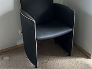 Sessel Armlehnen Sessel Stuhl auf Rollen H45xB62xT53cm. - Überlingen Zentrum