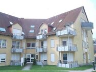 Helle möblierte 1 Raumwohnung im 1.OG mit EBK und Balkon - Glauchau