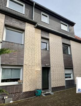 Ritter Immobilien e.K.:Exklusives & top gepflegtes Mehrfamilienhaus mit idyllischem Garten & Garage! - Stolberg (Rheinland, Kupferstadt)