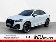 Audi Q2, S line 35 TDI, Jahr 2022 - Neubrandenburg