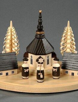 Albin Preissler Teelichthalter Seiffener Dorf mit Kurrende, Handwerkskunst aus dem Erzgebirge, weihnachtlicher Kerzenhalter aus Eschenholz