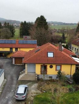 Seltene Gelegenheit: Einmaliges Anwesen mit großzügigem Grundstück - Iphofen