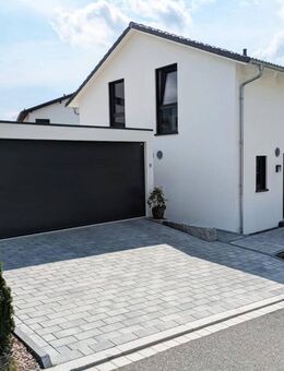 Modernes Einfamilienhaus mit Panoramablick - Birgland