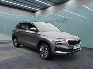 Skoda Karoq, 1.0 Schaltgetriebe - Tour, Jahr 2023 - München