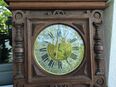 Alte Uhr, Holzgehäuse , mechanisch, letzte Jahrhundert, 75 Euro, Selbsabcholen, Hamburg, Tel. +4917687839255 in 22309