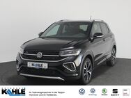 VW T-Cross, 1.5 TSI R-Line, Jahr 2022 - Hannover